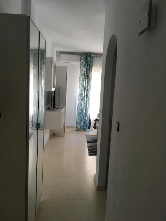 Lägenhet Apartamento Trinidad Mit Netflix Fuengirola