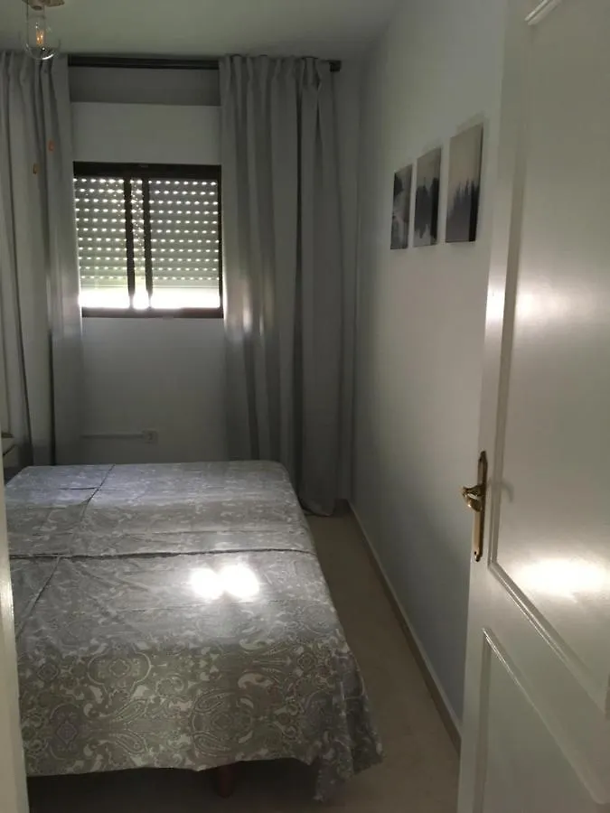 פואנגירולה Apartamento Trinidad Mit Netflix 0*,